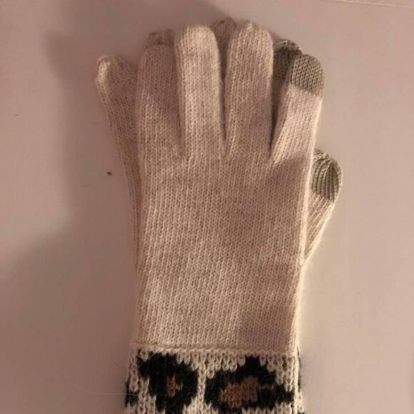 Coach Ocelot Touch Gloves- Leopard Print - Picture 1 of 1